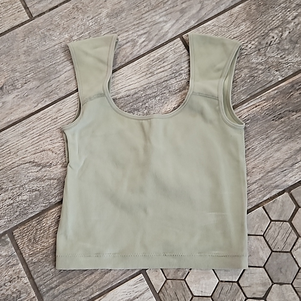 Cropped Tank Top